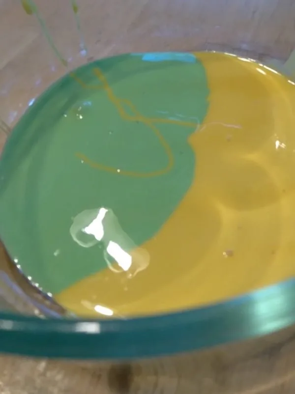 oobleck recipe yellow and green.